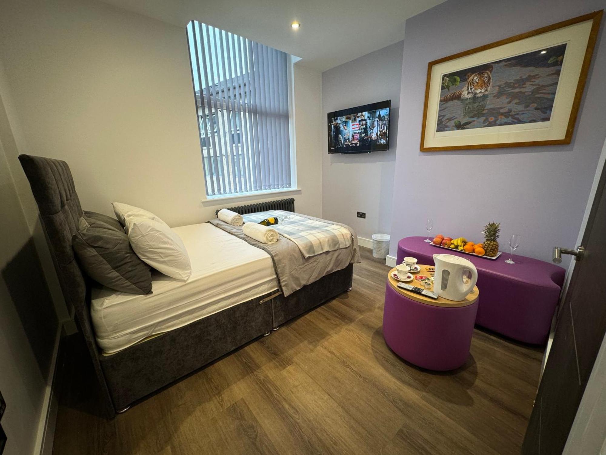 Southgate Luxury Apartments Elland Exterior foto
