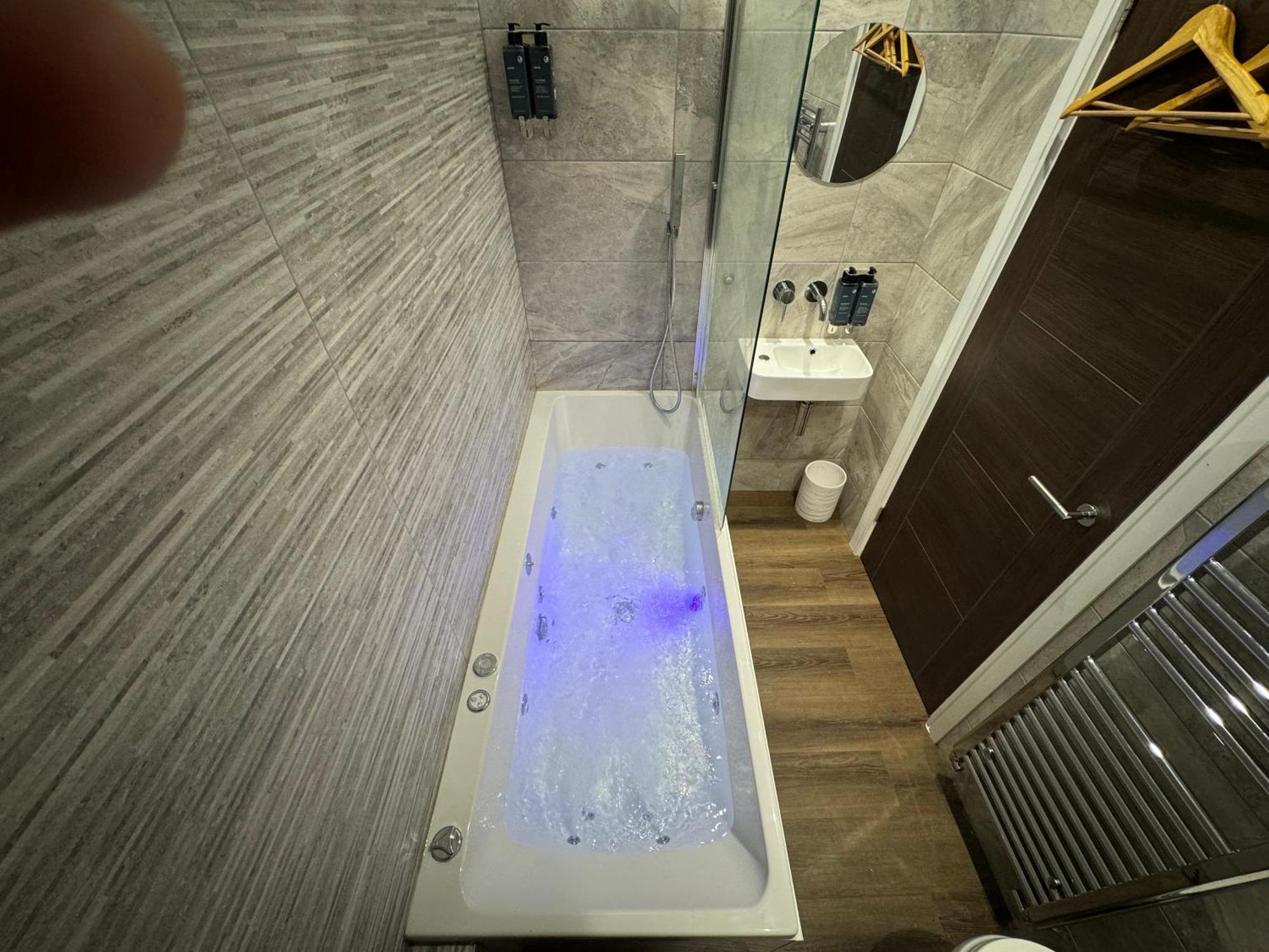 Southgate Luxury Apartments Elland Quarto foto