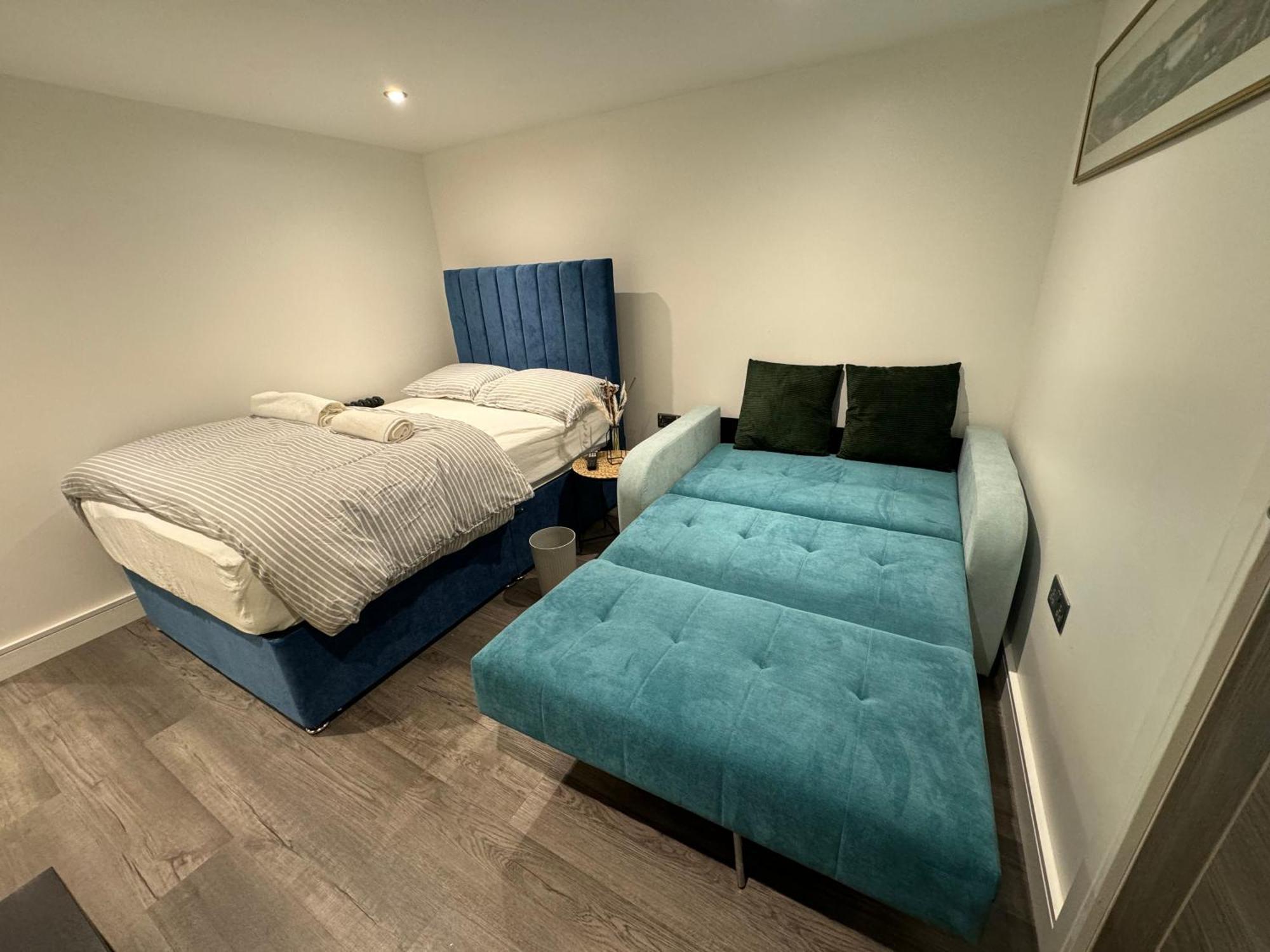 Southgate Luxury Apartments Elland Exterior foto